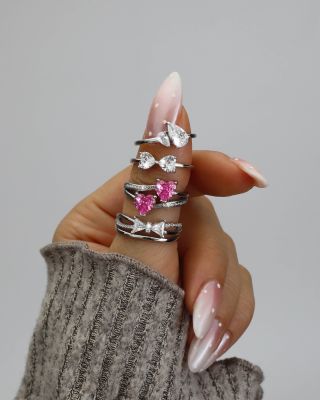 ✨ Fedezze fel kedvenc ezüst gyűrűinket. Időtállóak, elegánsak és mindig stílusosak. 💍 Link a BIO-ban #mabell #ékszerek