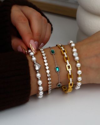 🤍Sebészeti acélból készült karkötőink a sokoldalúságuknak, eleganciájuknak és minőségüknek köszönhetően bestsellerek...