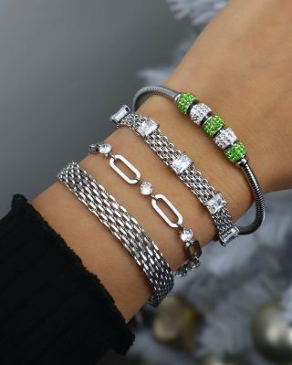 Új sebészeti acélból készült karkötők érkeztek! ✨ Stílusosak, tartósak, minden outfithez megfelelőek, de akár egy...