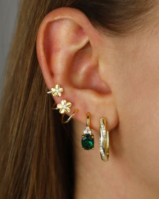 Kollekciónkba új fülbevalók kerültek! ✨ Ha egy jelre várt, ami azt sugallja megérdemel valami különlegeset...ez az. ❤️...