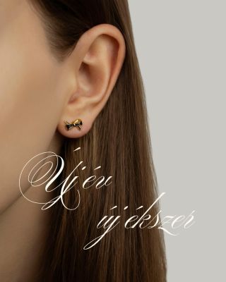 Új év = ideális időpont az új ékszerek vásárlására✨💍 Önnek melyik fülbevaló tetszik a legjobban? Írja meg hozzászólásban...